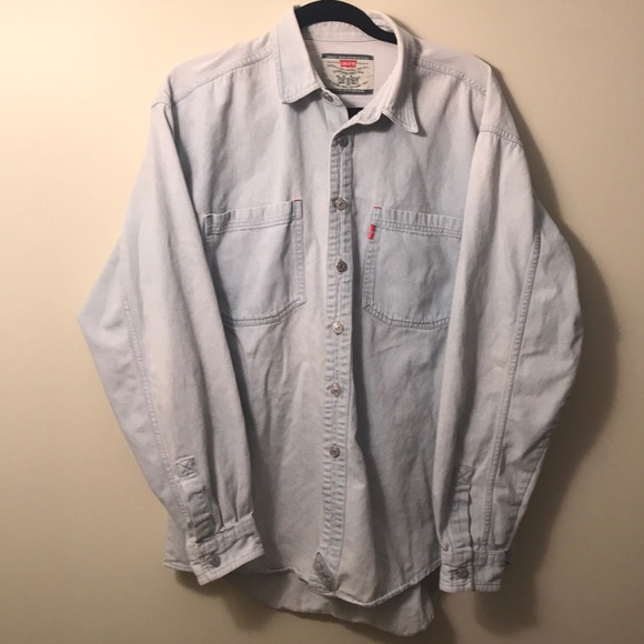 Authentic Vintage Men’s Levi’s Denim Shirt - Picture 2 of 8